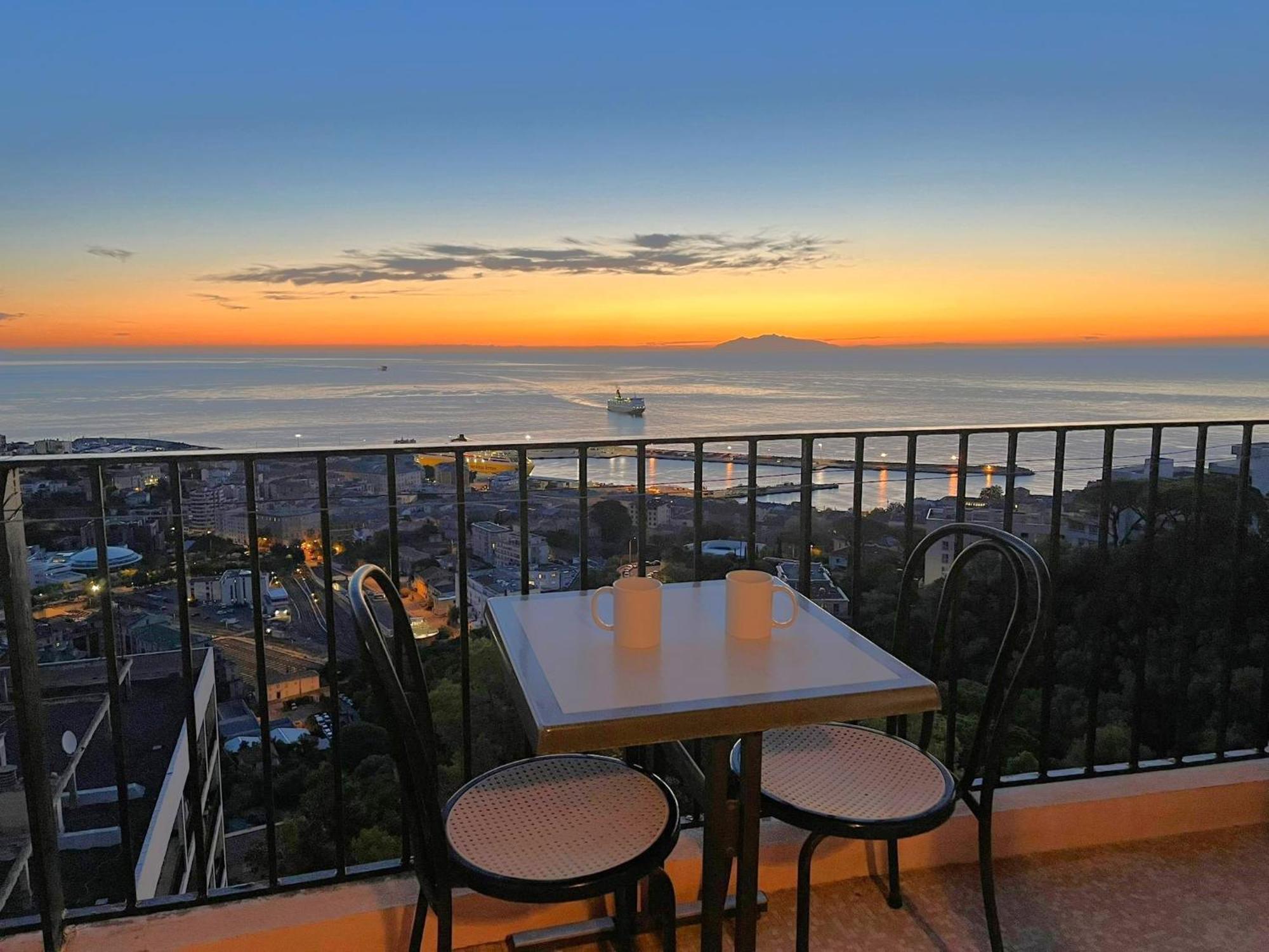 Apartamento Vintage - Magnifique Vue ! Bastia (Corsica)